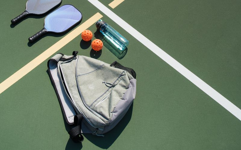 What are Pickleball Paddle Bags